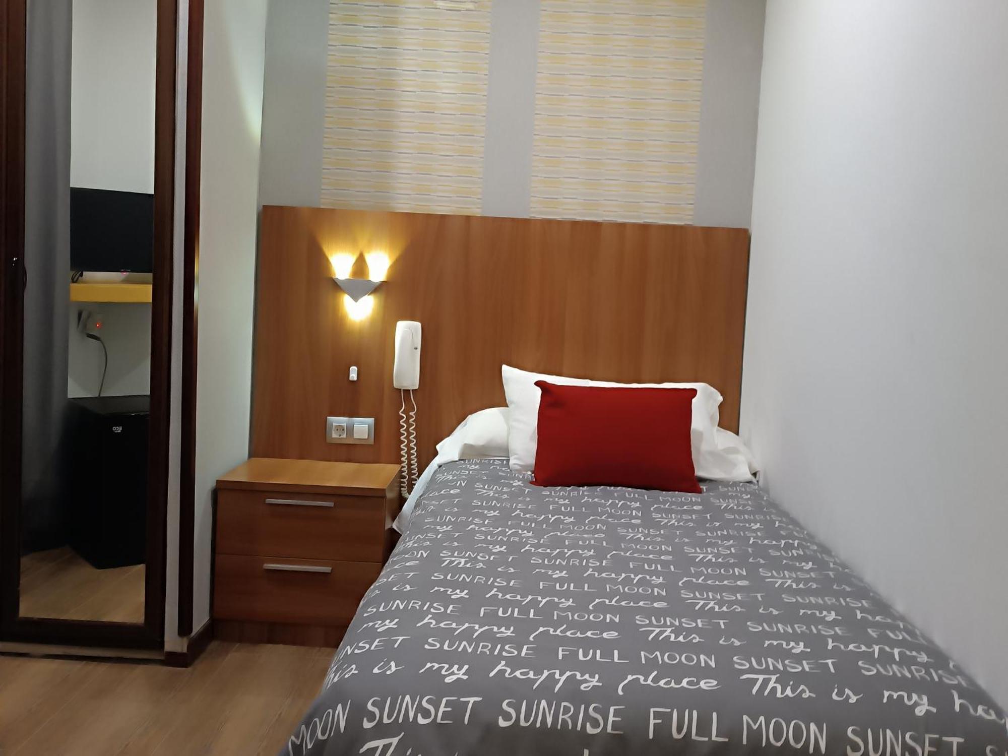 Hostal San Francisco كاديز المظهر الخارجي الصورة
